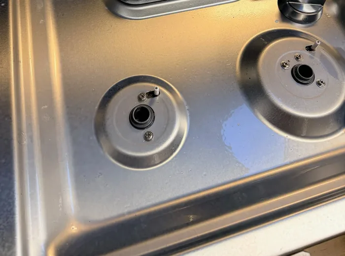 Stovetop polished clean after a deep clean